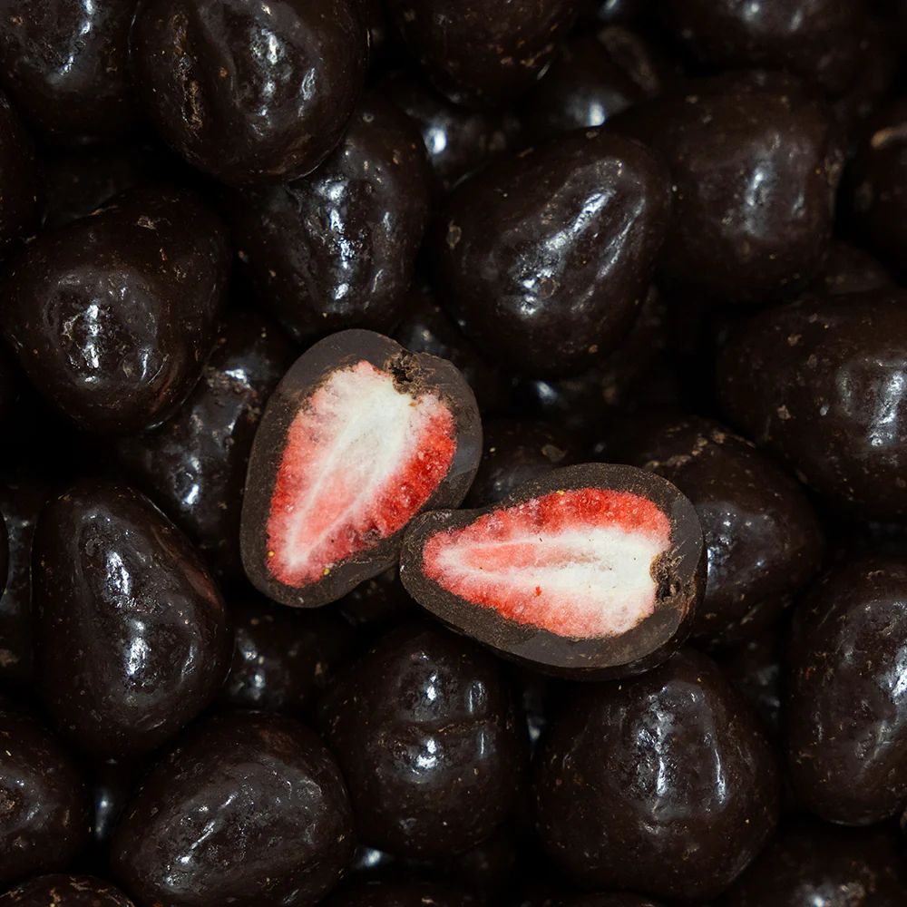 FD coated strawberry,black chocolate flavor