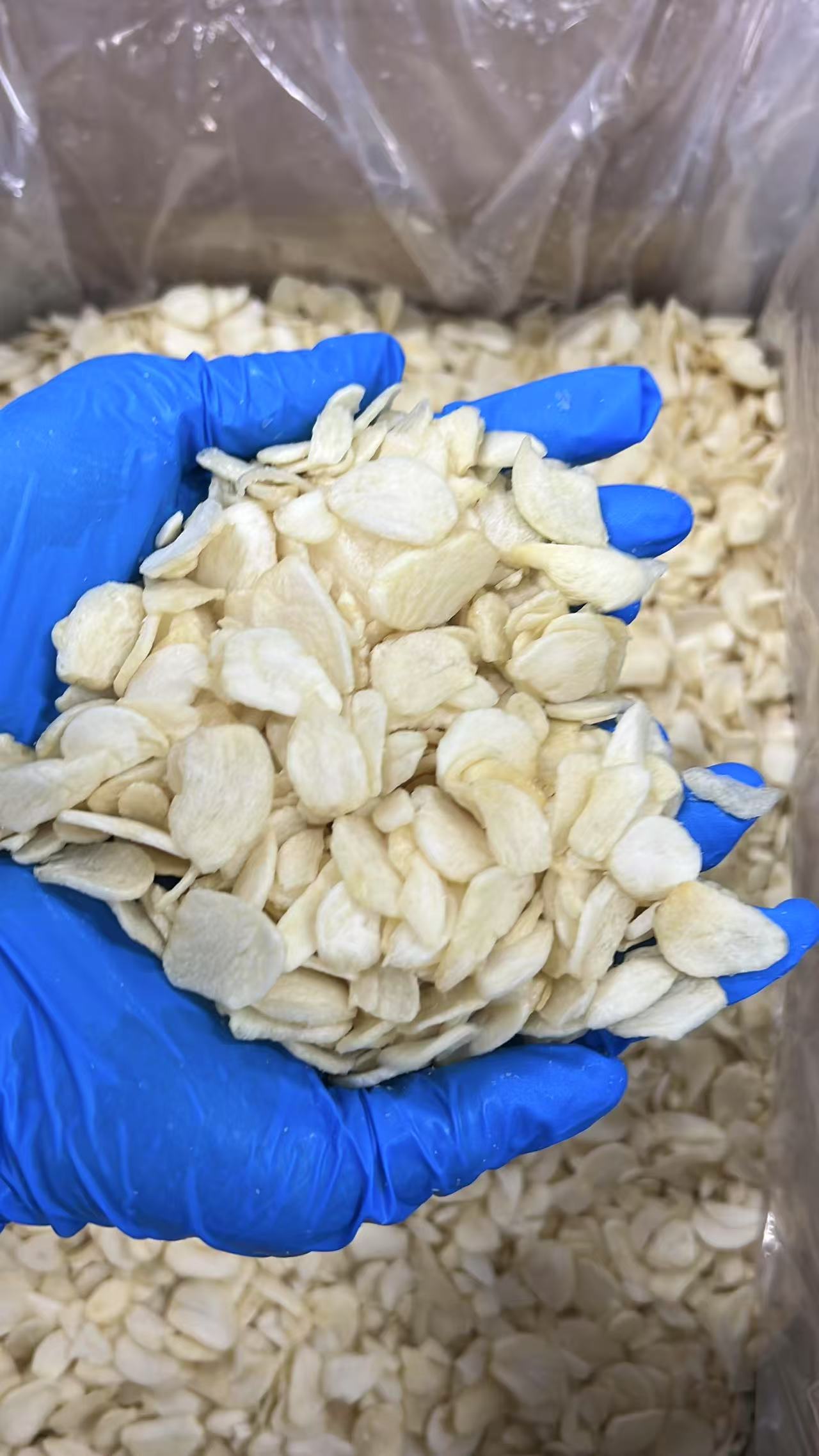 VF garlic, sliced